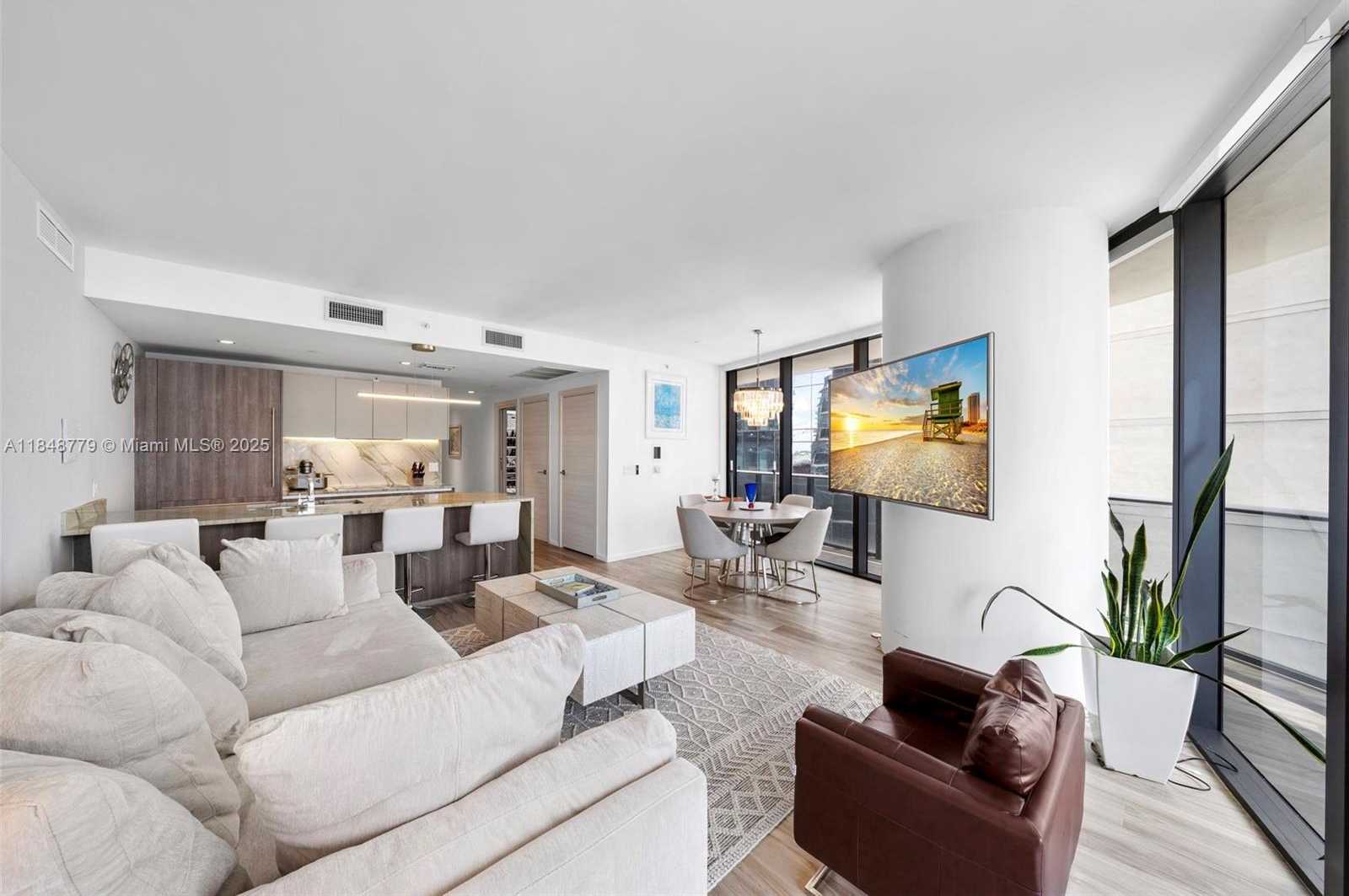 Small Image of 801 SOUTH MIAMI AVE #3504, Miami Number 9