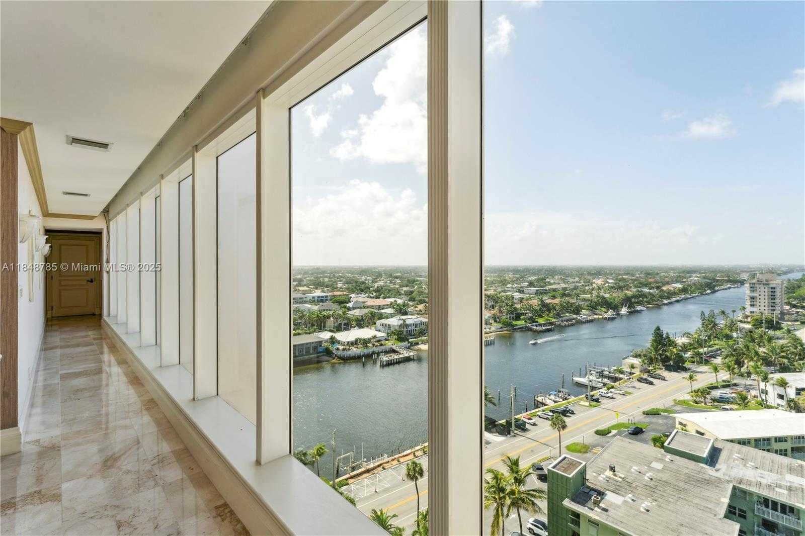 Small Image of 1021 HILLSBORO MILE ##RG, Hillsboro Beach Number 17