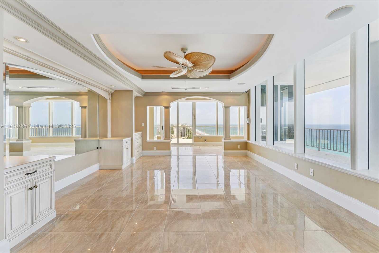 Small Image of 1021 HILLSBORO MILE ##RG, Hillsboro Beach Number 9