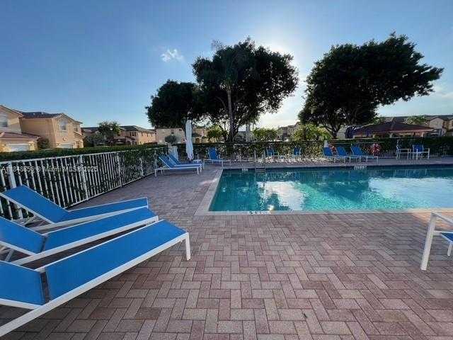 Small Image of 11290 NORTH WEST 88TH TER, Doral Number 23