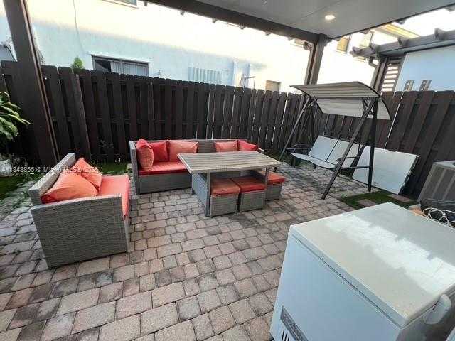 Small Image of 11290 NORTH WEST 88TH TER, Doral Number 26