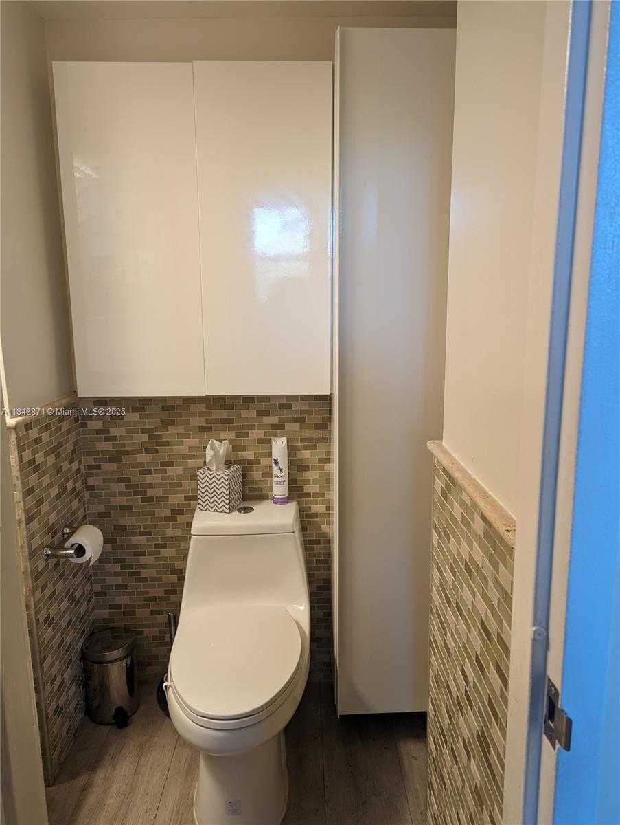 Small Image of 20 ISLAND AVE #101, Miami Beach Number 11