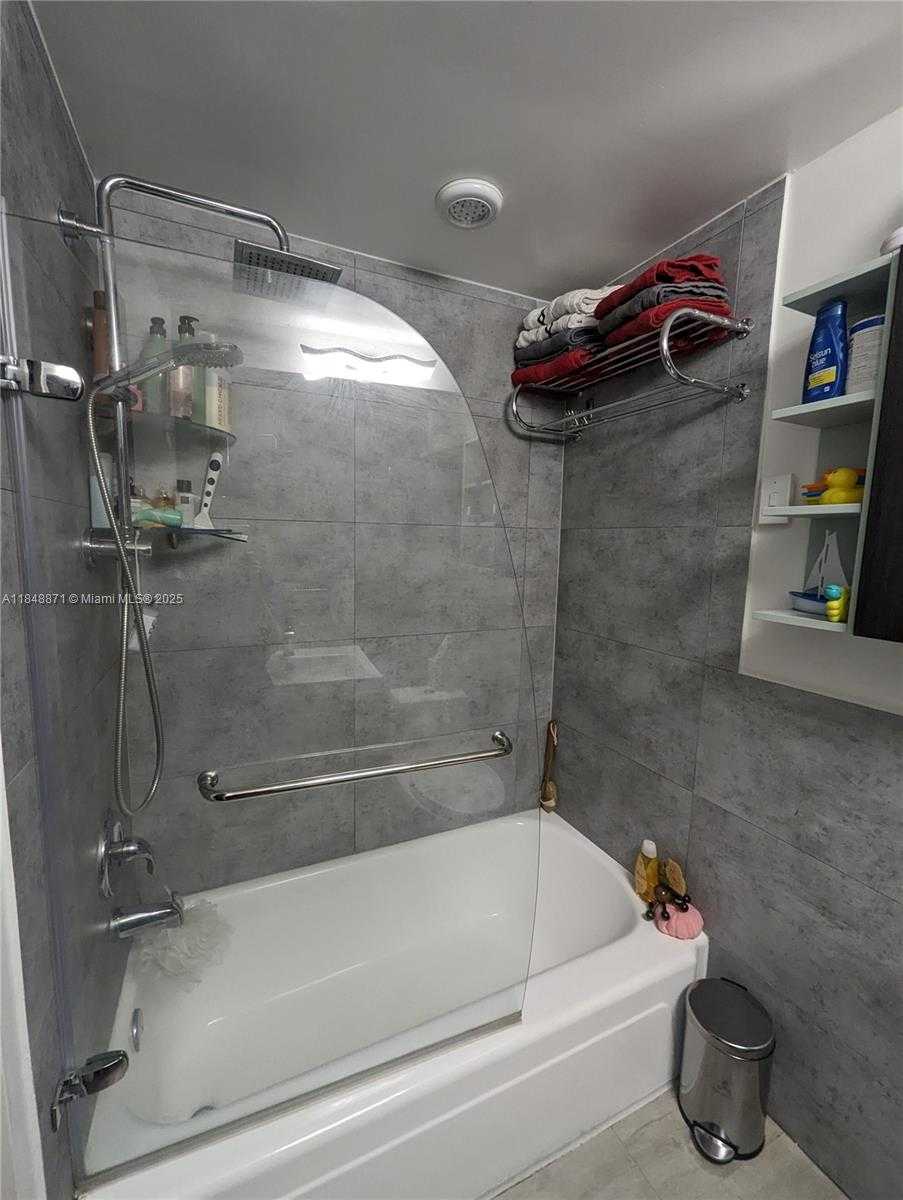 Small Image of 20 ISLAND AVE #101, Miami Beach Number 16