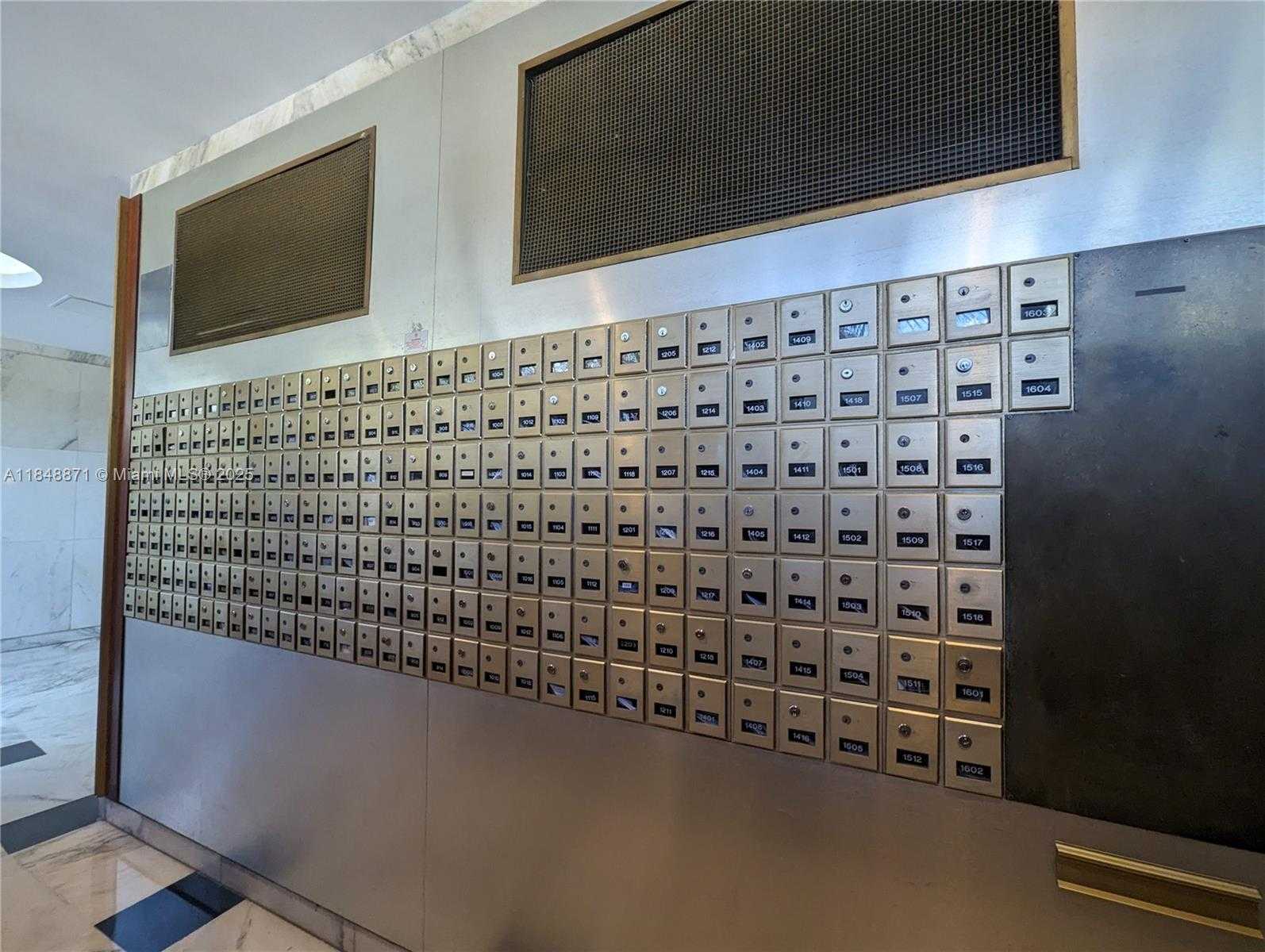 Small Image of 20 ISLAND AVE #101, Miami Beach Number 47