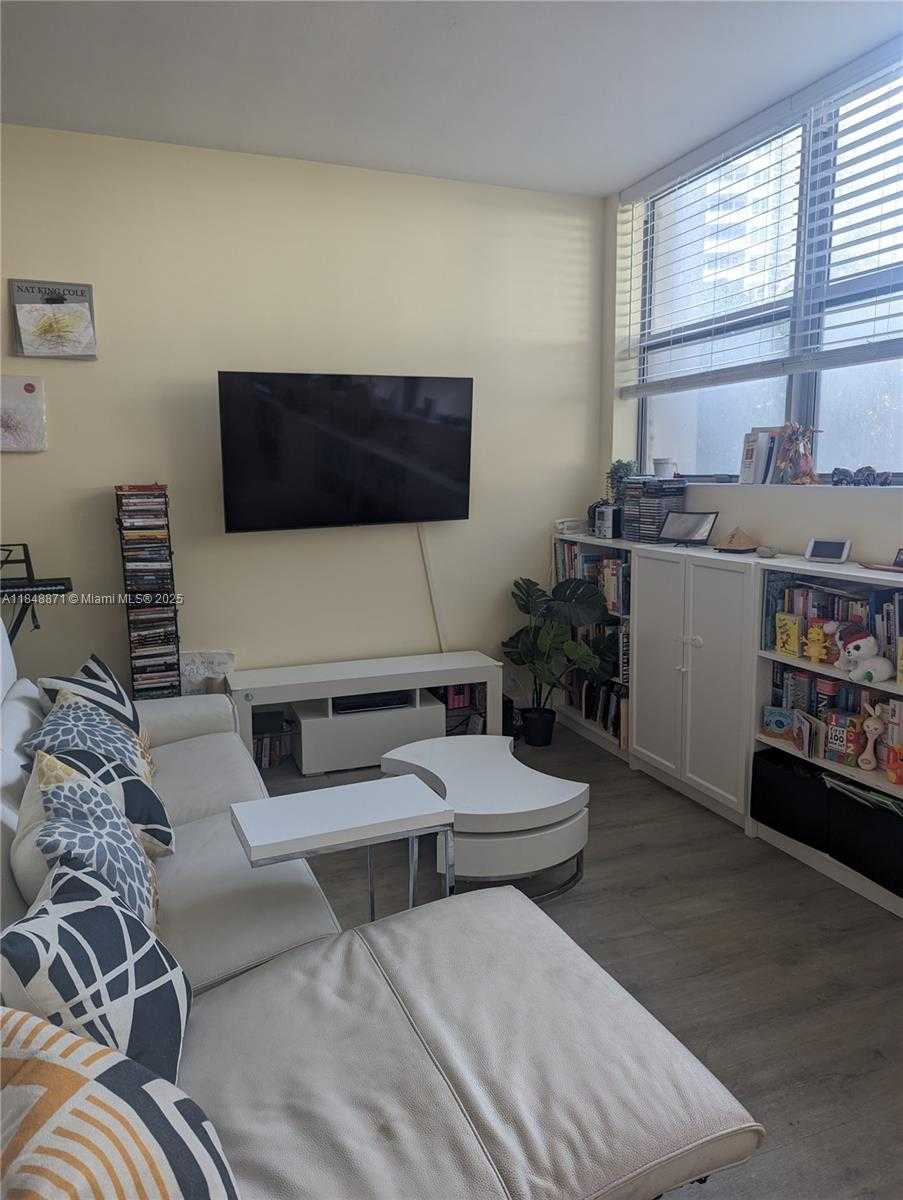 Small Image of 20 ISLAND AVE #101, Miami Beach Number 7