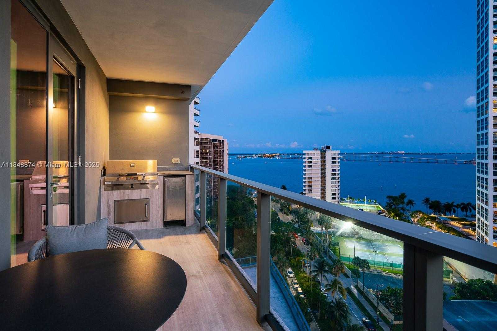 Small Image of 1451 BRICKELL AVE #1404, Miami Number 15