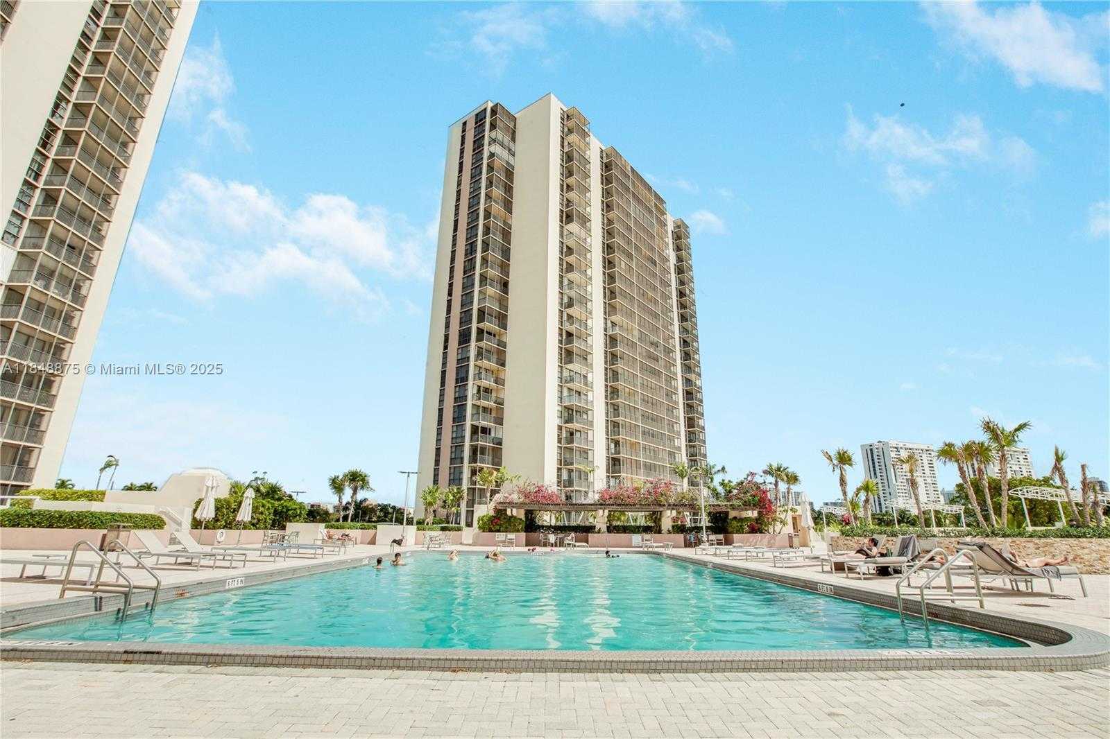 Small Image of 20301 WEST COUNTRY CLUB DRIVE #526, Aventura Number 21