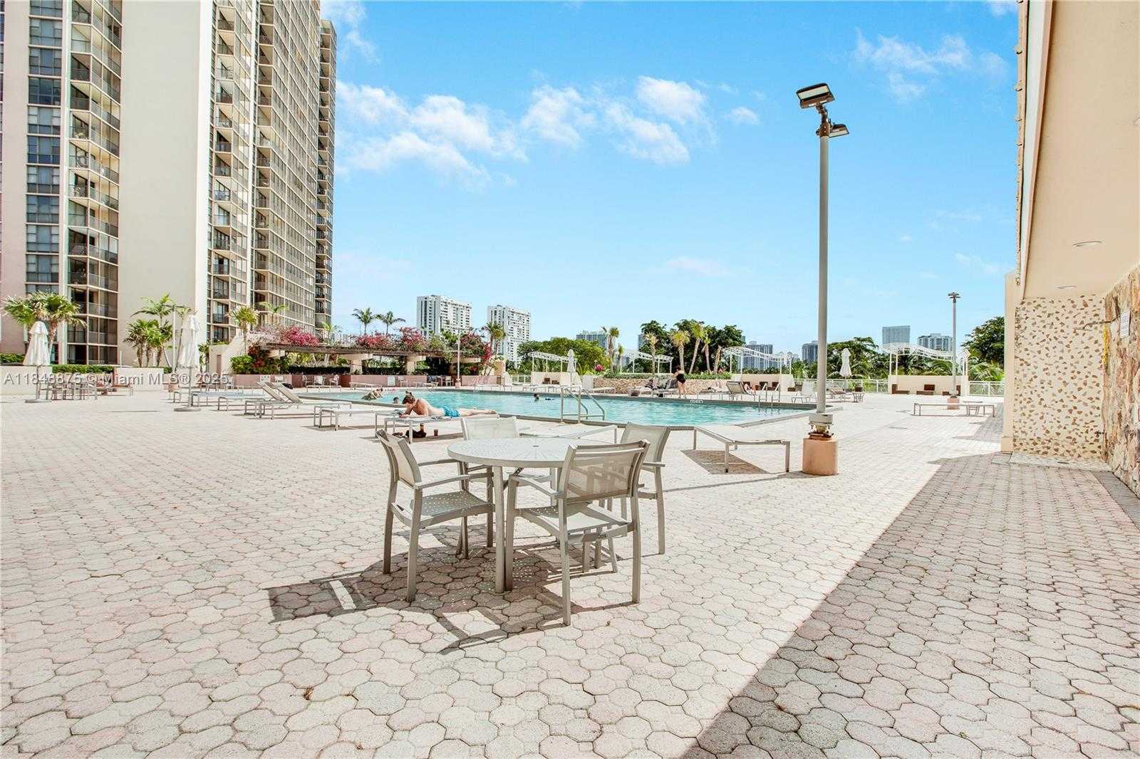 Small Image of 20301 WEST COUNTRY CLUB DRIVE #526, Aventura Number 22