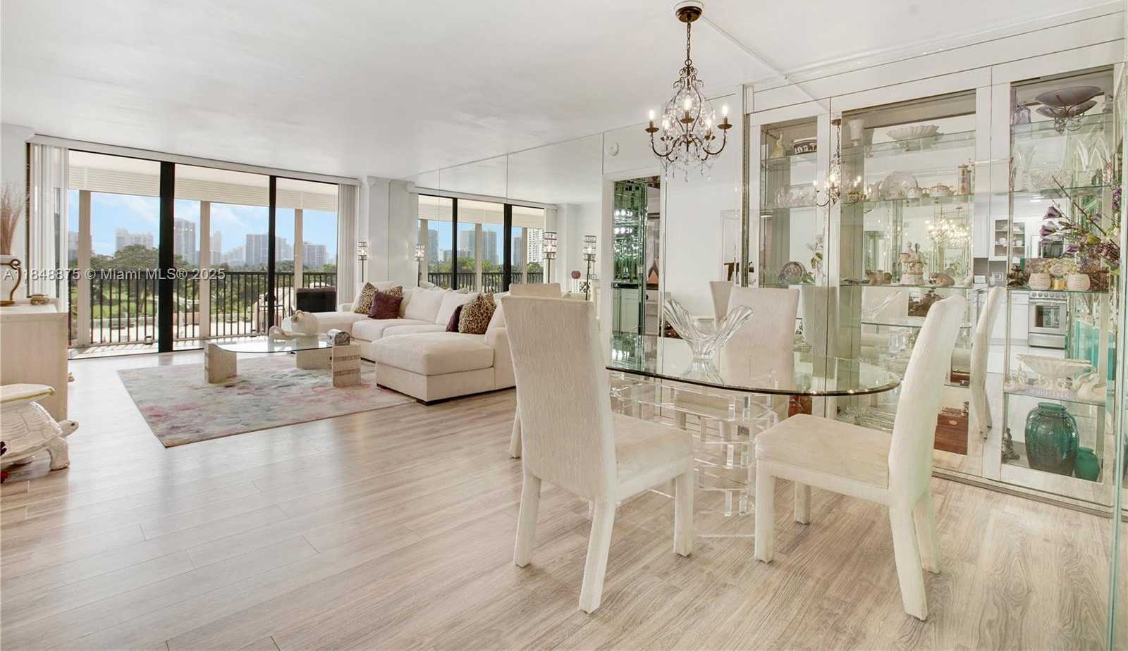 Small Image of 20301 WEST COUNTRY CLUB DRIVE #526, Aventura Number 5