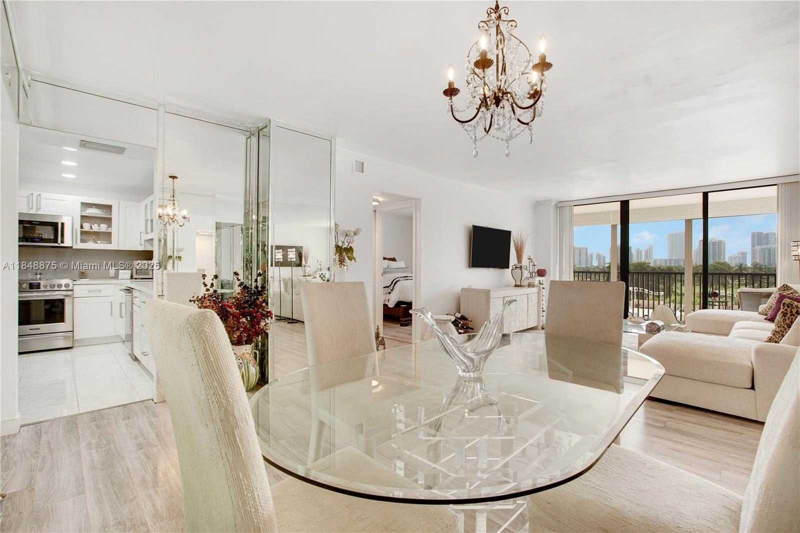 Small Image of 20301 WEST COUNTRY CLUB DRIVE #526, Aventura Number 8