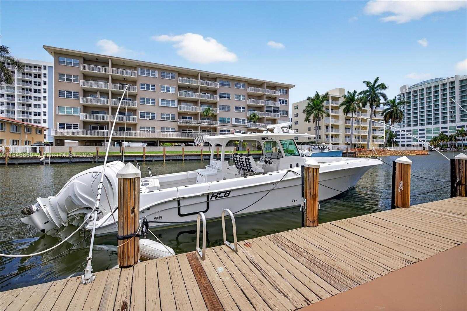 Small Image of 2895 NORTH EAST 32ND ST #107, Fort Lauderdale Number 10