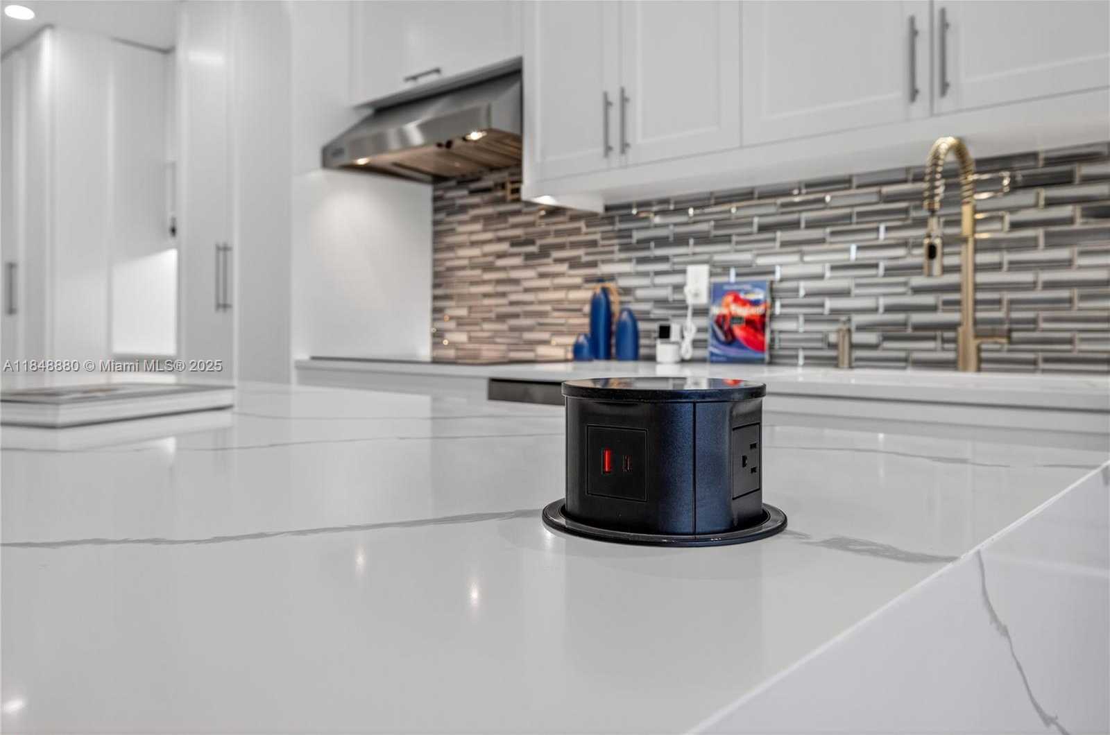 Small Image of 2895 NORTH EAST 32ND ST #107, Fort Lauderdale Number 17