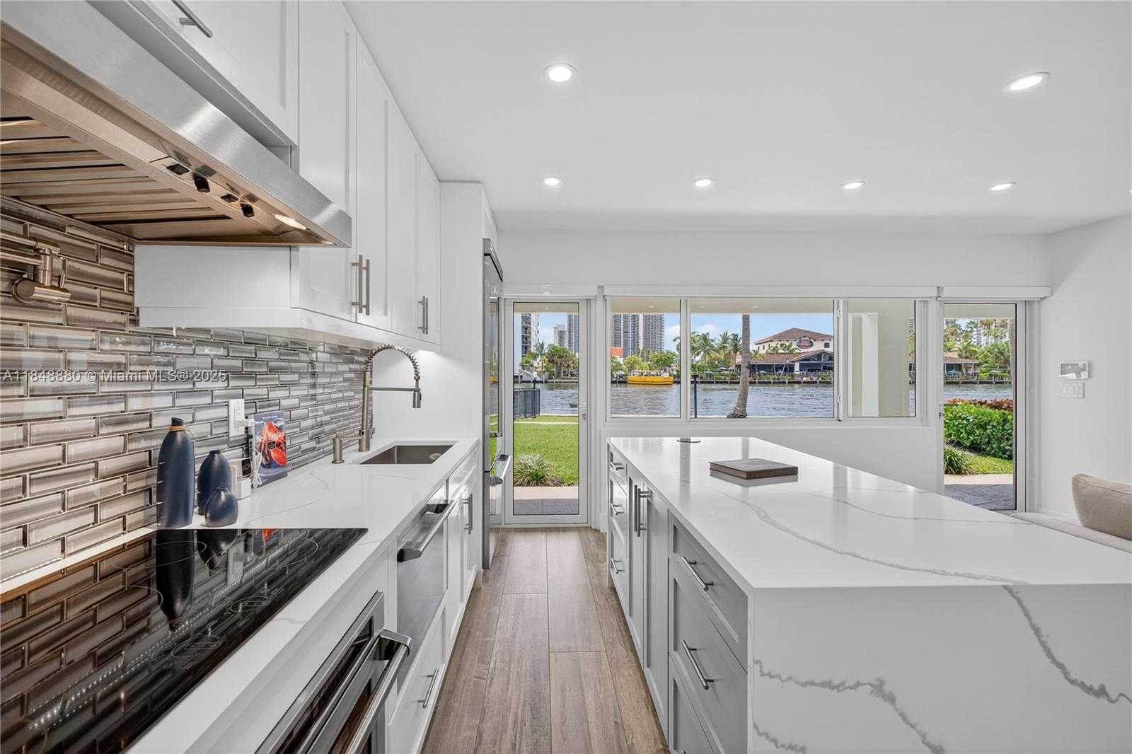 Small Image of 2895 NORTH EAST 32ND ST #107, Fort Lauderdale Number 2