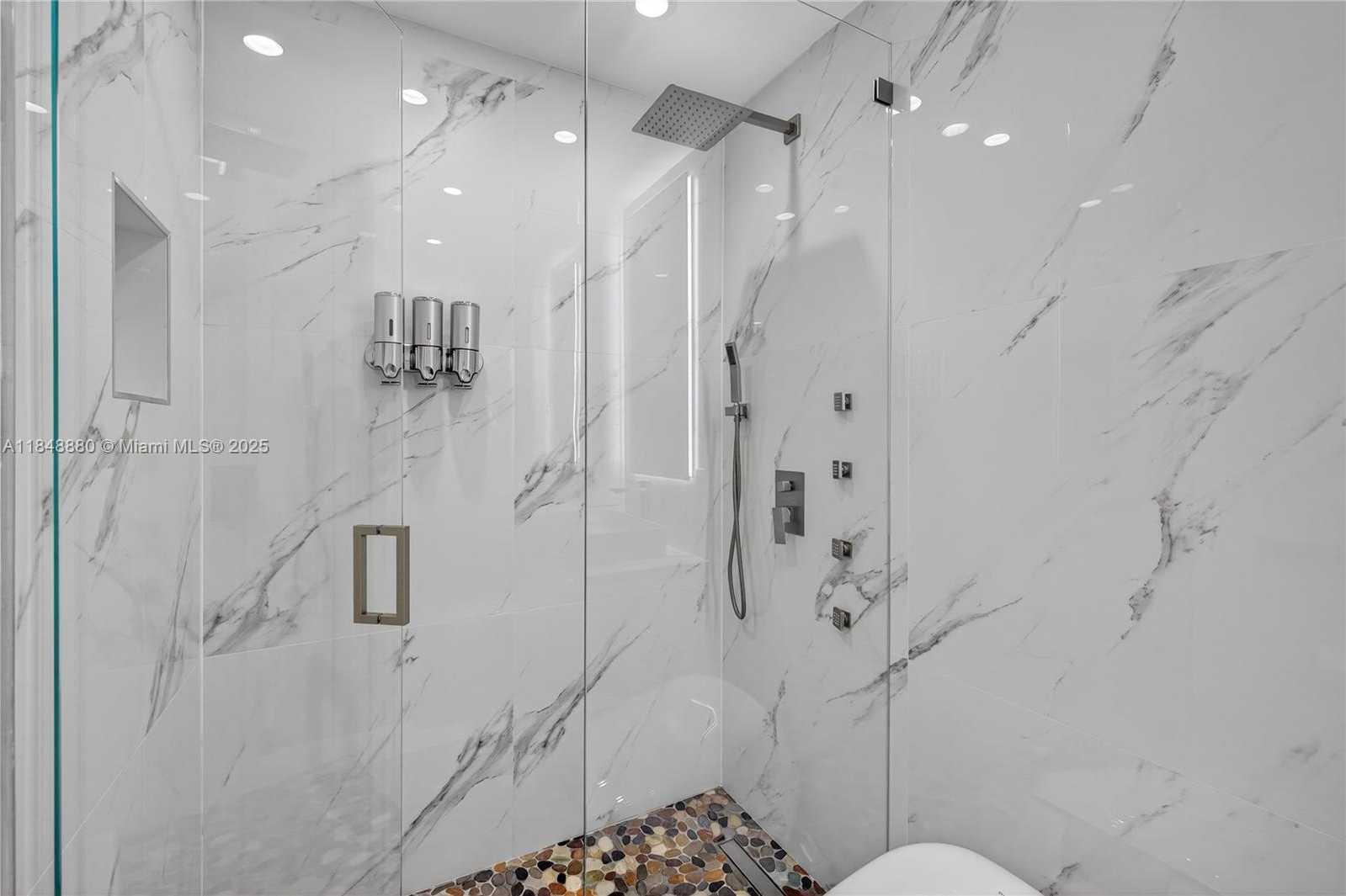 Small Image of 2895 NORTH EAST 32ND ST #107, Fort Lauderdale Number 25