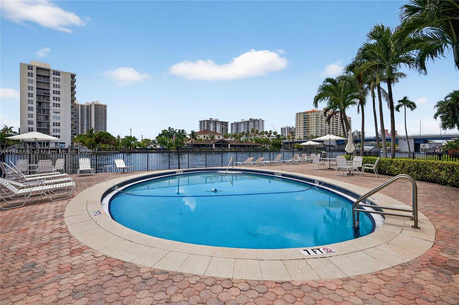 Small Image of 2895 NORTH EAST 32ND ST #107, Fort Lauderdale Number 36