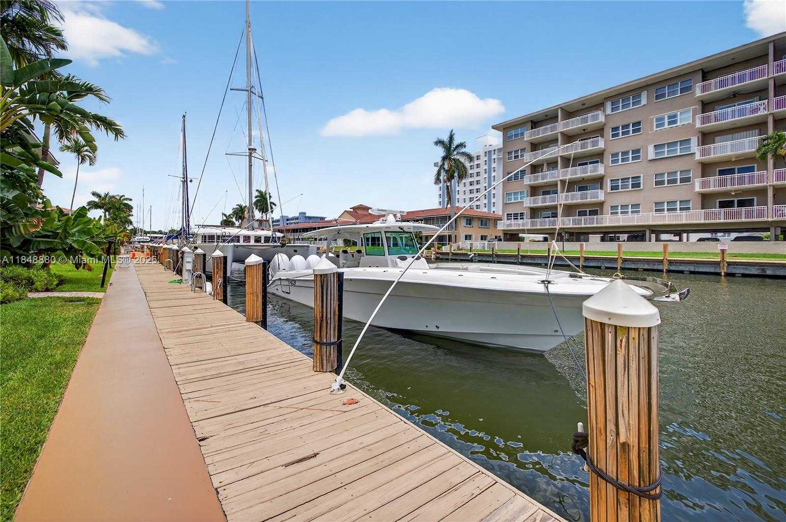 Small Image of 2895 NORTH EAST 32ND ST #107, Fort Lauderdale Number 45