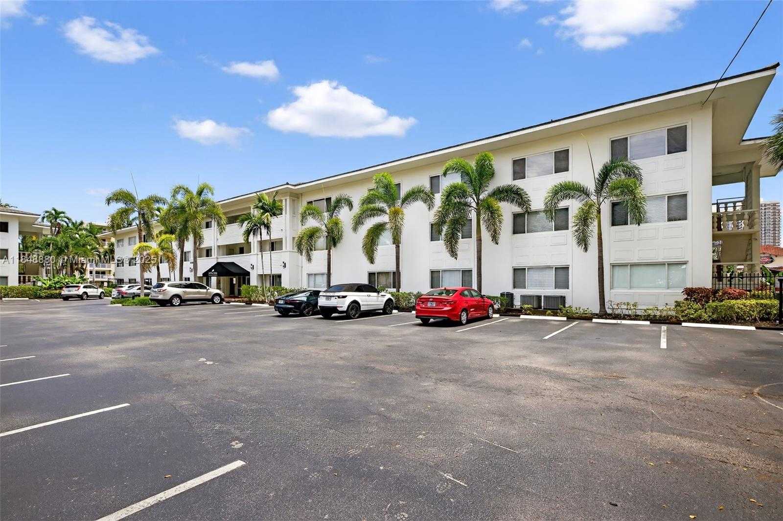 Small Image of 2895 NORTH EAST 32ND ST #107, Fort Lauderdale Number 56