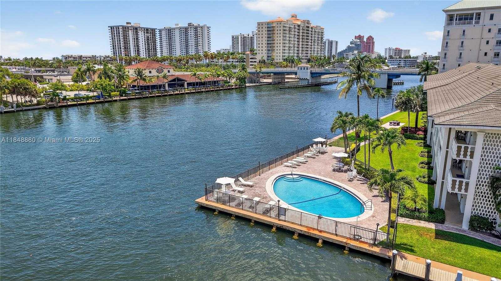 Small Image of 2895 NORTH EAST 32ND ST #107, Fort Lauderdale Number 8