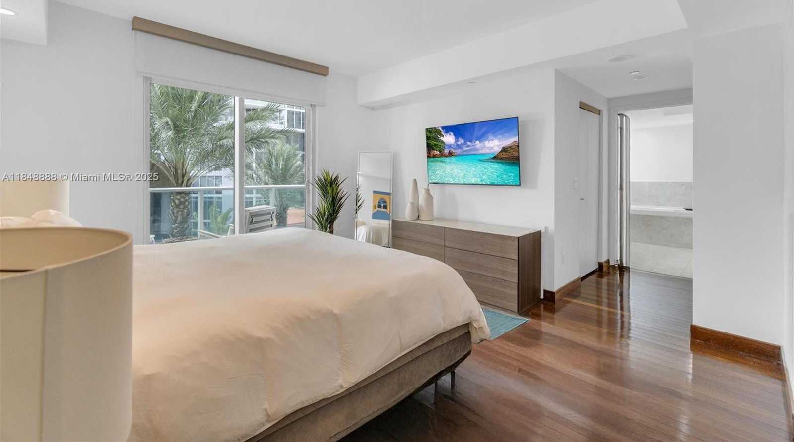 Small Image of 1331 BRICKELL BAY DR #208, Miami Number 12