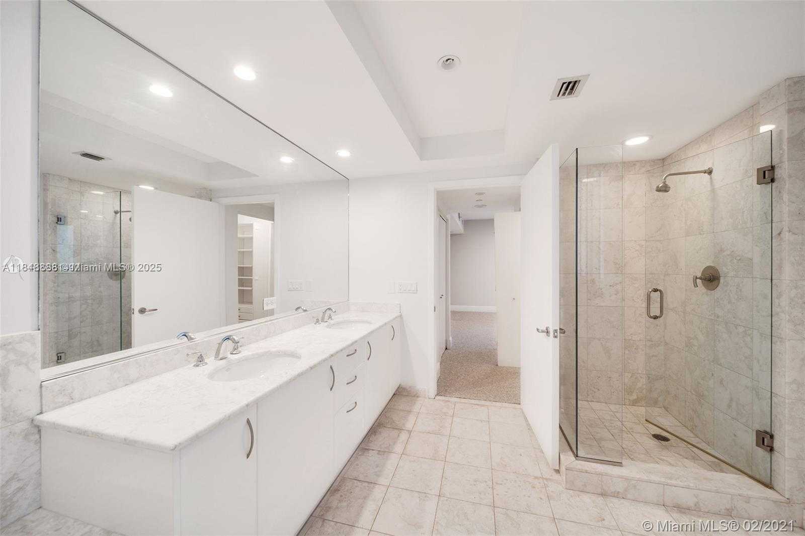 Small Image of 1331 BRICKELL BAY DR #208, Miami Number 17