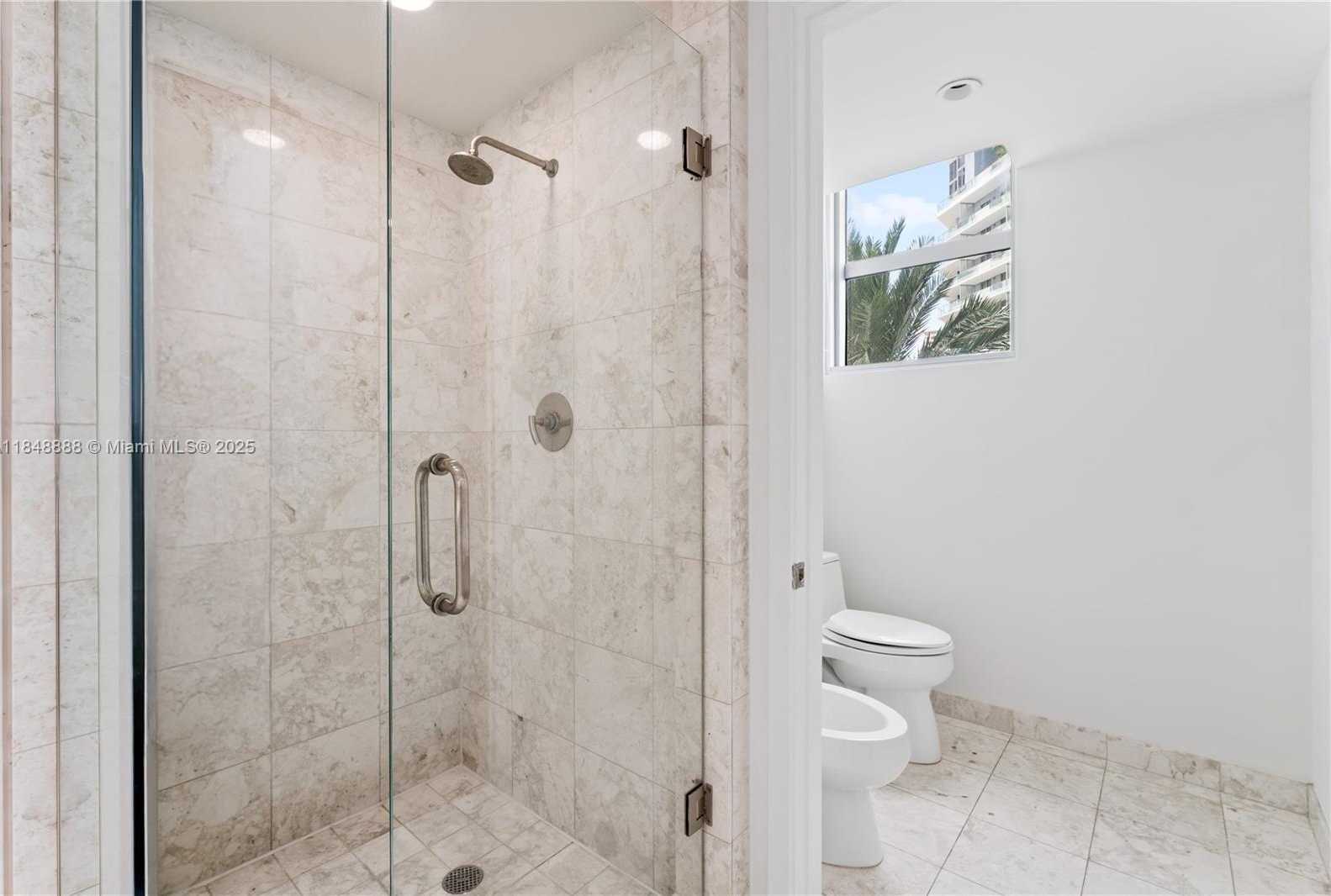 Small Image of 1331 BRICKELL BAY DR #208, Miami Number 26