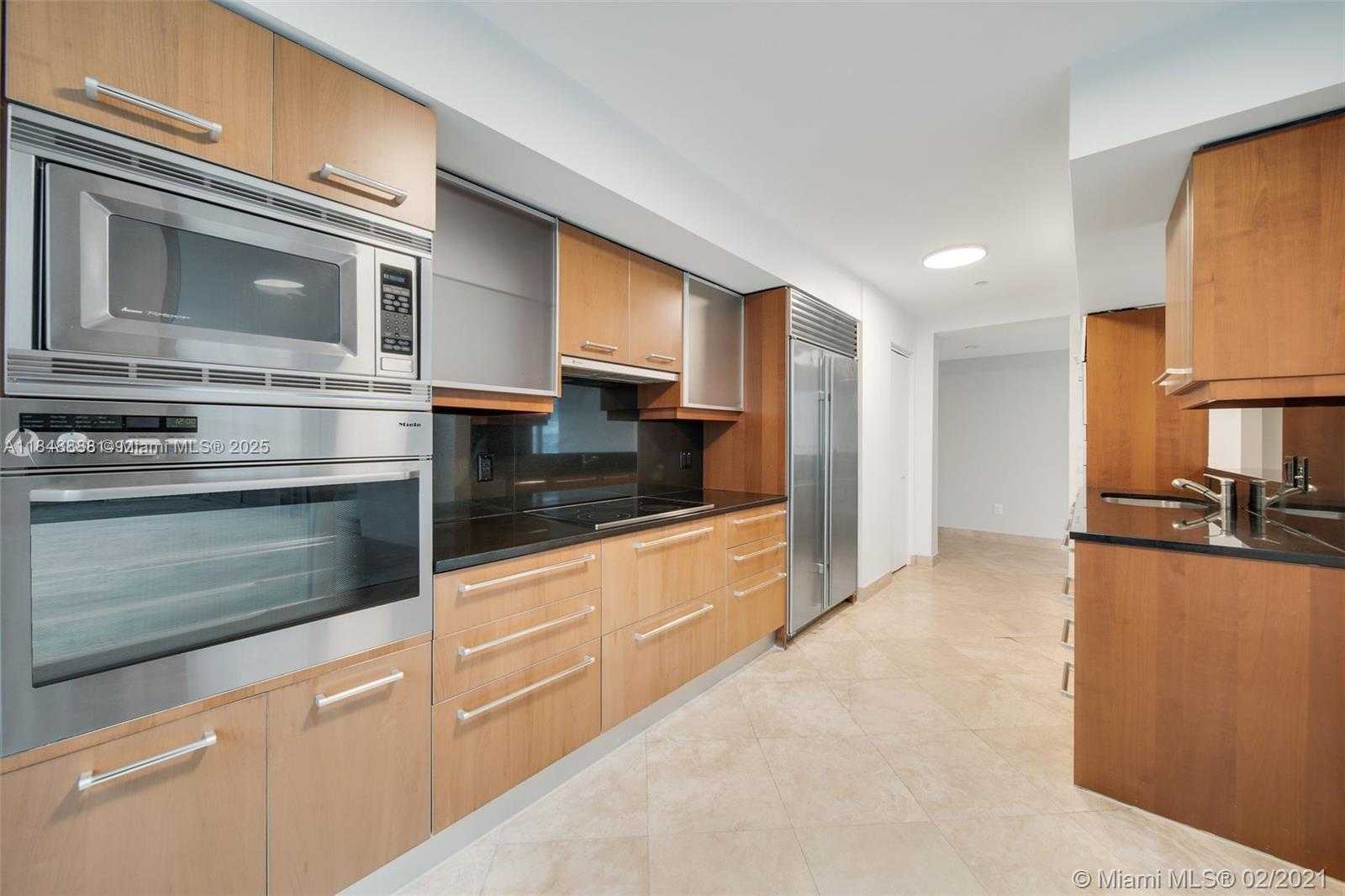 Small Image of 1331 BRICKELL BAY DR #208, Miami Number 7