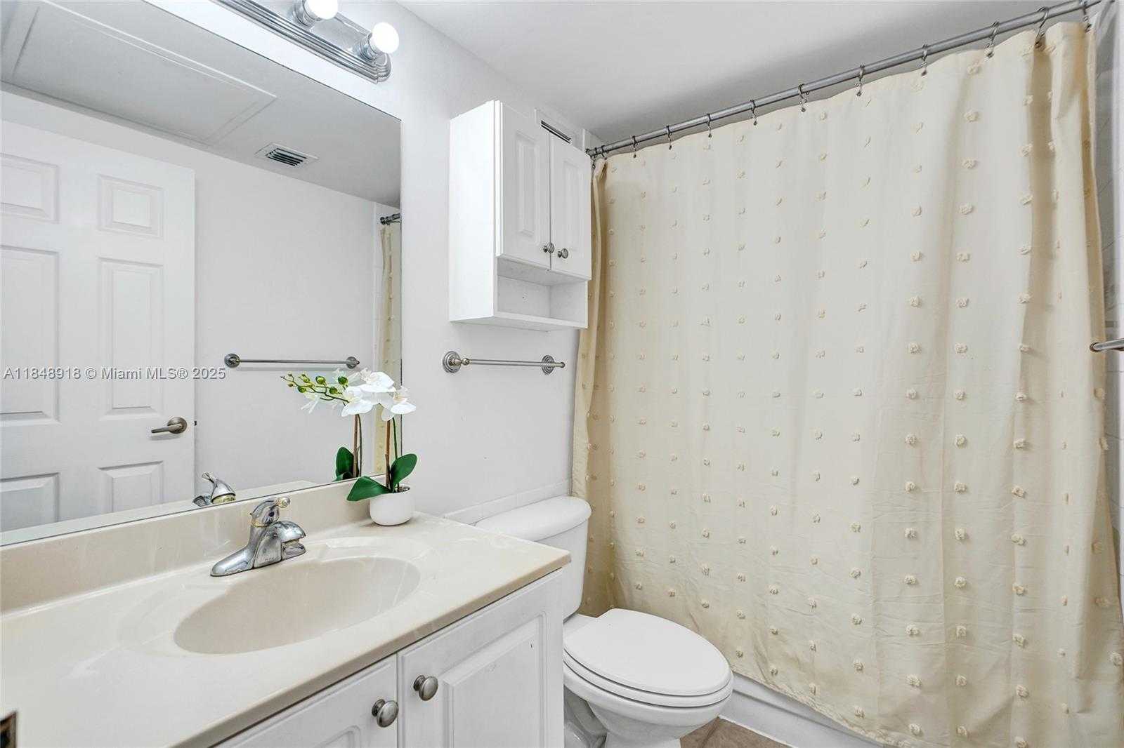 Small Image of 2501 SOUTH OCEAN DR #1215, Hollywood Number 15