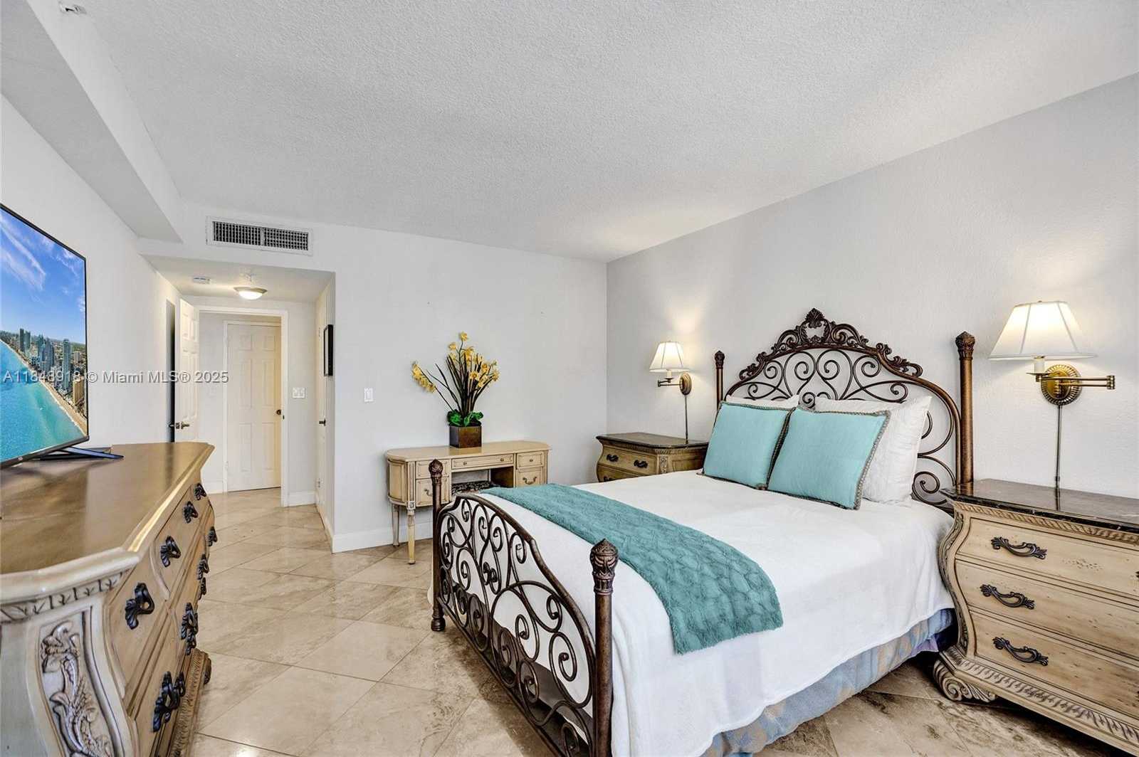 Small Image of 2501 SOUTH OCEAN DR #1215, Hollywood Number 17