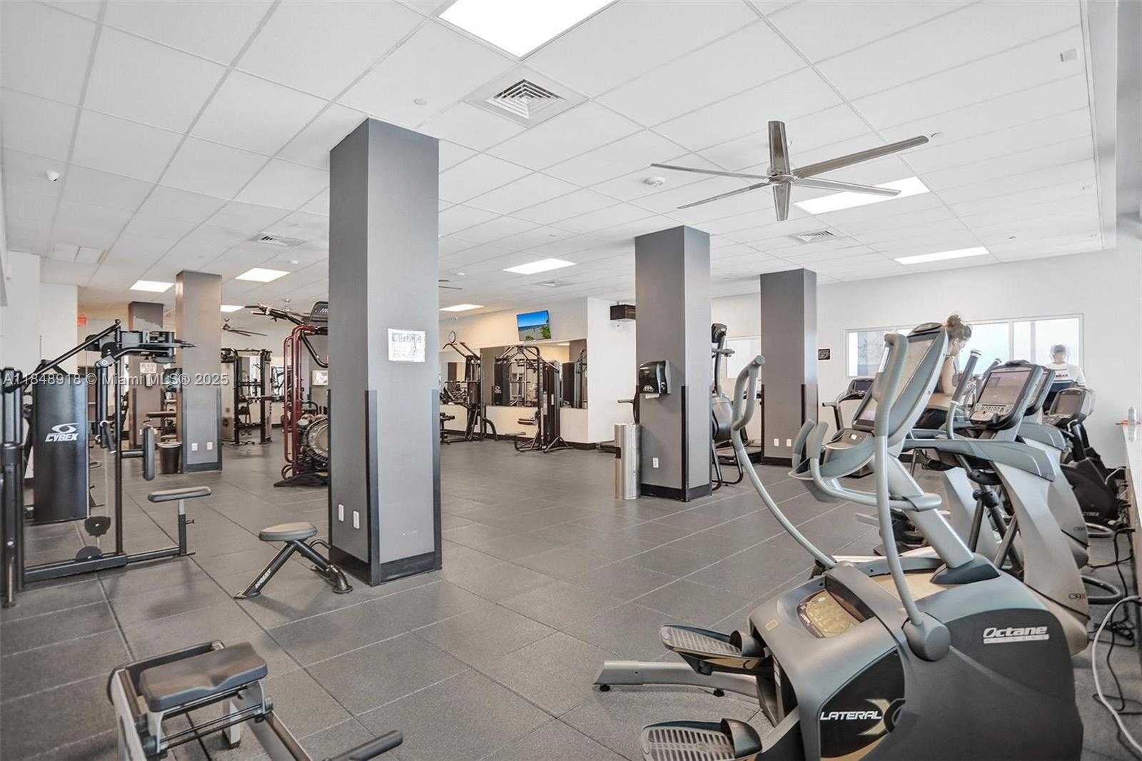 Small Image of 2501 SOUTH OCEAN DR #1215, Hollywood Number 38