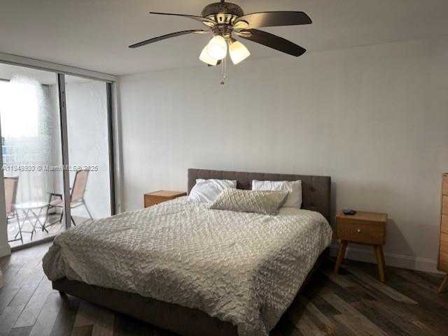 Small Image of 1700 NORTH WEST N RIVER DR #704, Miami Number 10