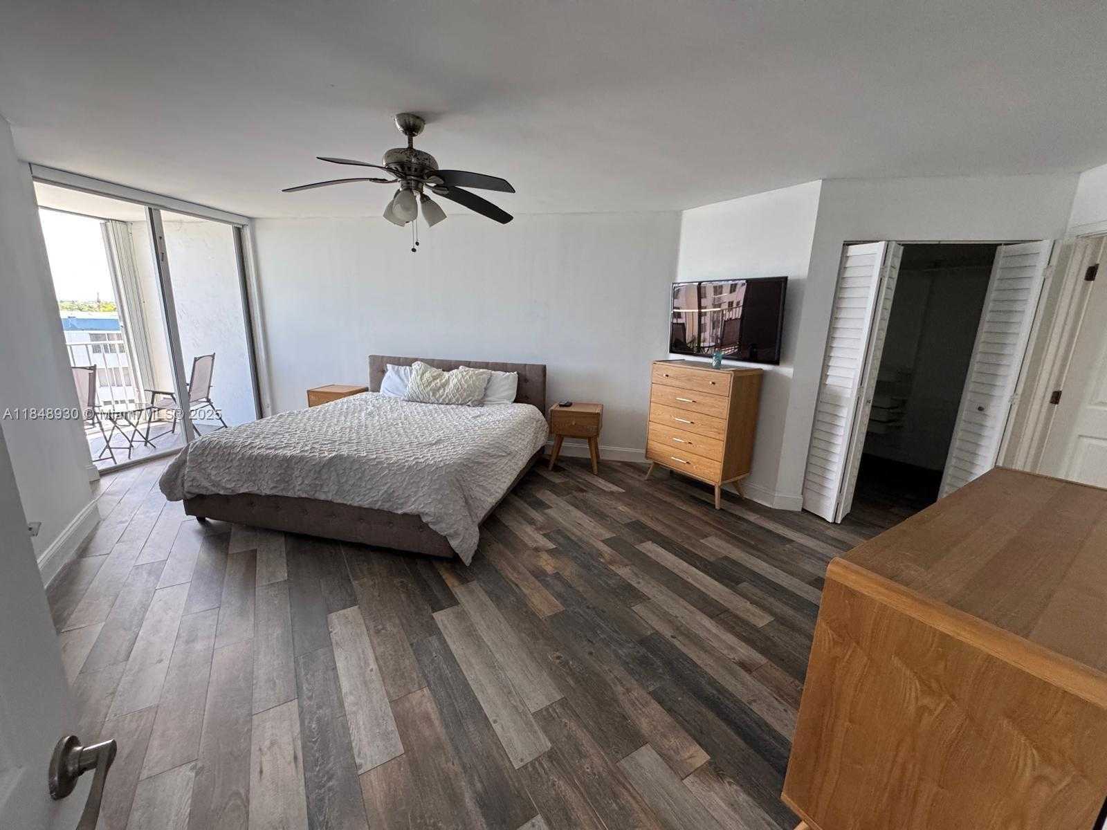 Small Image of 1700 NORTH WEST N RIVER DR #704, Miami Number 13