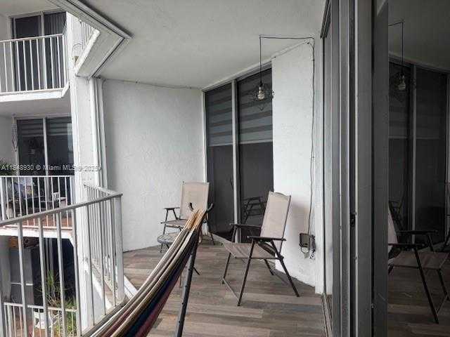 Small Image of 1700 NORTH WEST N RIVER DR #704, Miami Number 20