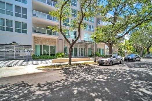 Small Image of 1850 MONROE #309, Hollywood Number 3