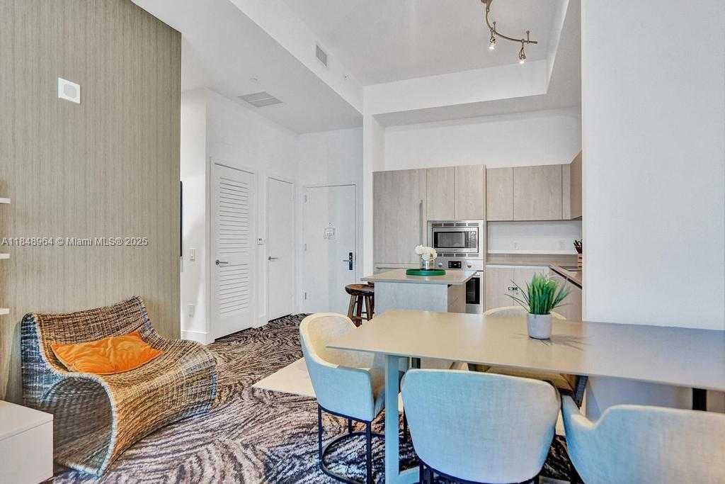 Small Image of 4111 SOUTH OCEAN DRIVE #304, Hollywood Number 15