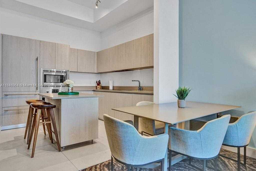 Small Image of 4111 SOUTH OCEAN DRIVE #304, Hollywood Number 16