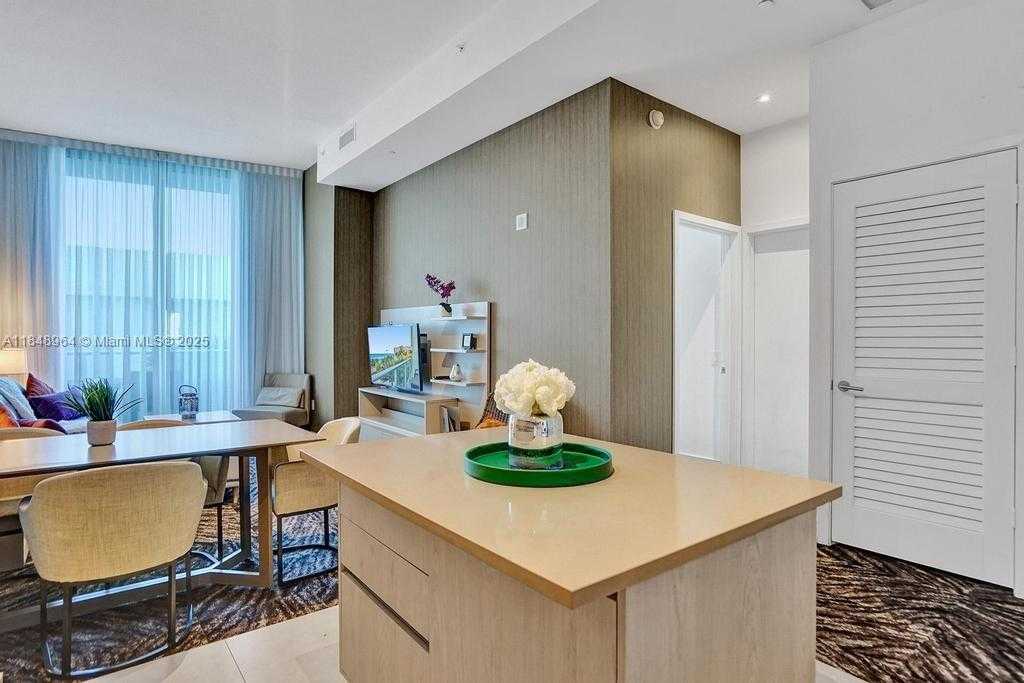 Small Image of 4111 SOUTH OCEAN DRIVE #304, Hollywood Number 17