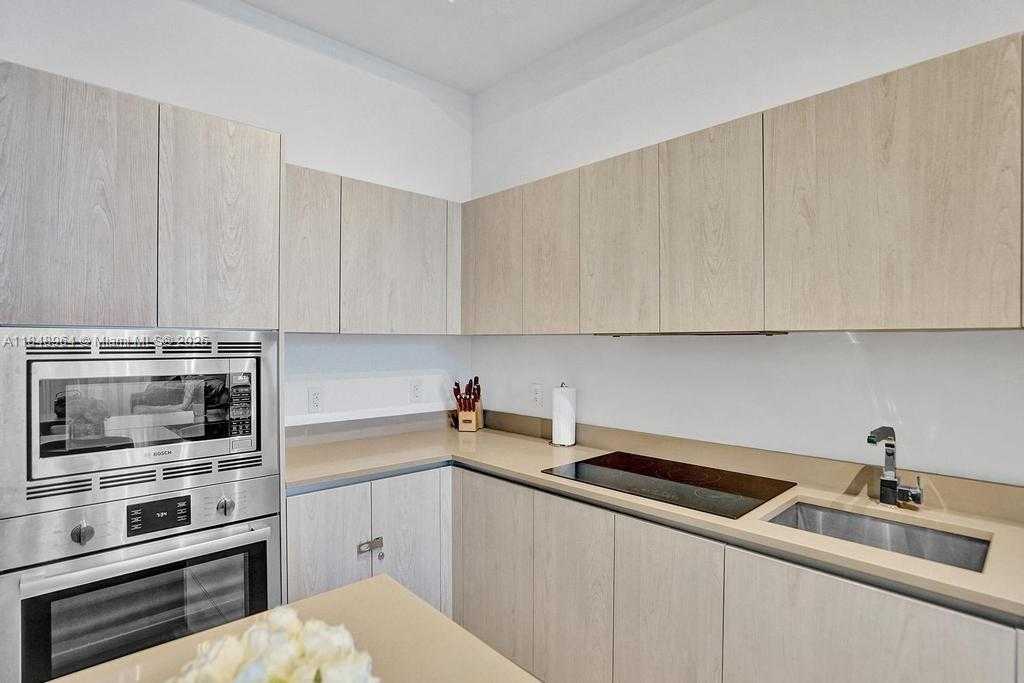 Small Image of 4111 SOUTH OCEAN DRIVE #304, Hollywood Number 21