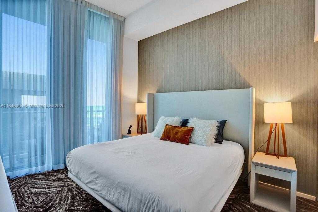 Small Image of 4111 SOUTH OCEAN DRIVE #304, Hollywood Number 33