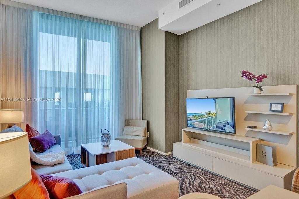 Small Image of 4111 SOUTH OCEAN DRIVE #304, Hollywood Number 5