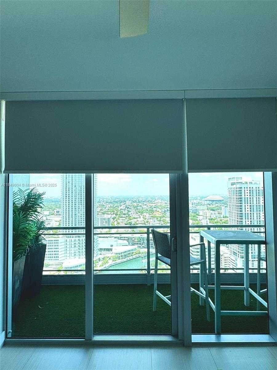 Small Image of 92 SOUTH WEST 3RD ST #3608, Miami Number 13