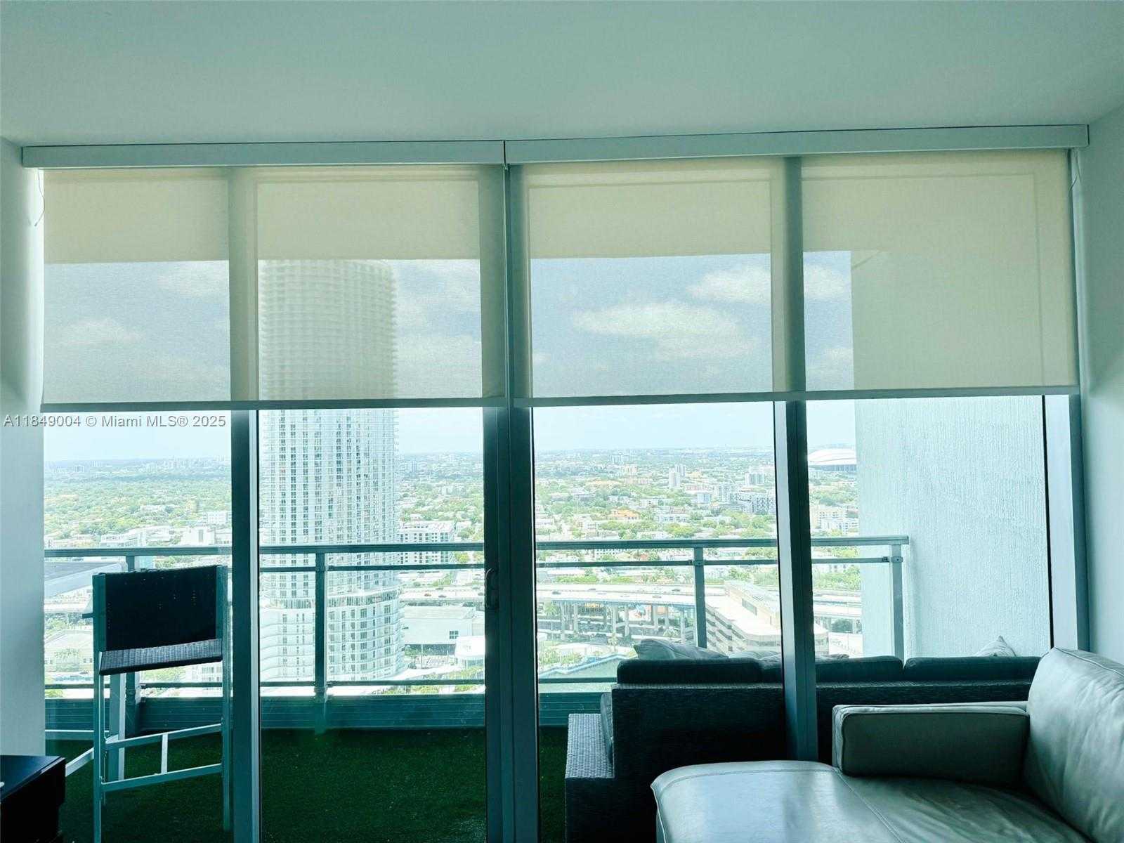 Small Image of 92 SOUTH WEST 3RD ST #3608, Miami Number 14