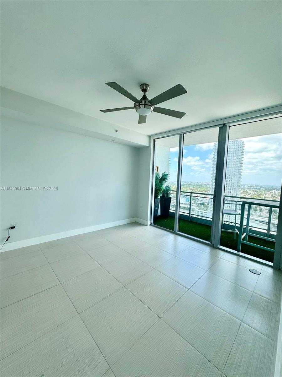 Small Image of 92 SOUTH WEST 3RD ST #3608, Miami Number 9