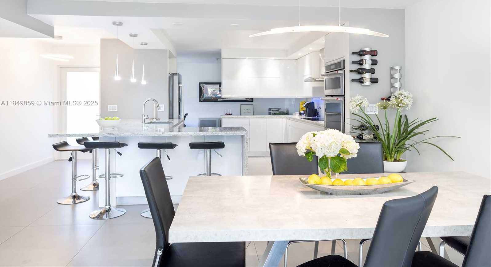 Small Image of 330 POINCIANA DR #1002, Sunny Isles Beach Number 14