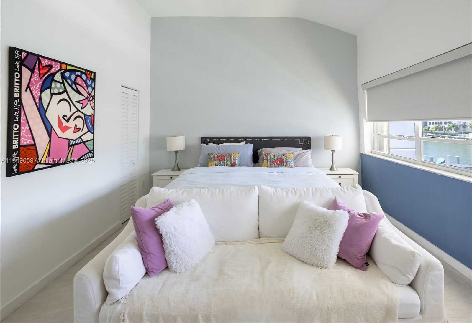 Small Image of 330 POINCIANA DR #1002, Sunny Isles Beach Number 27