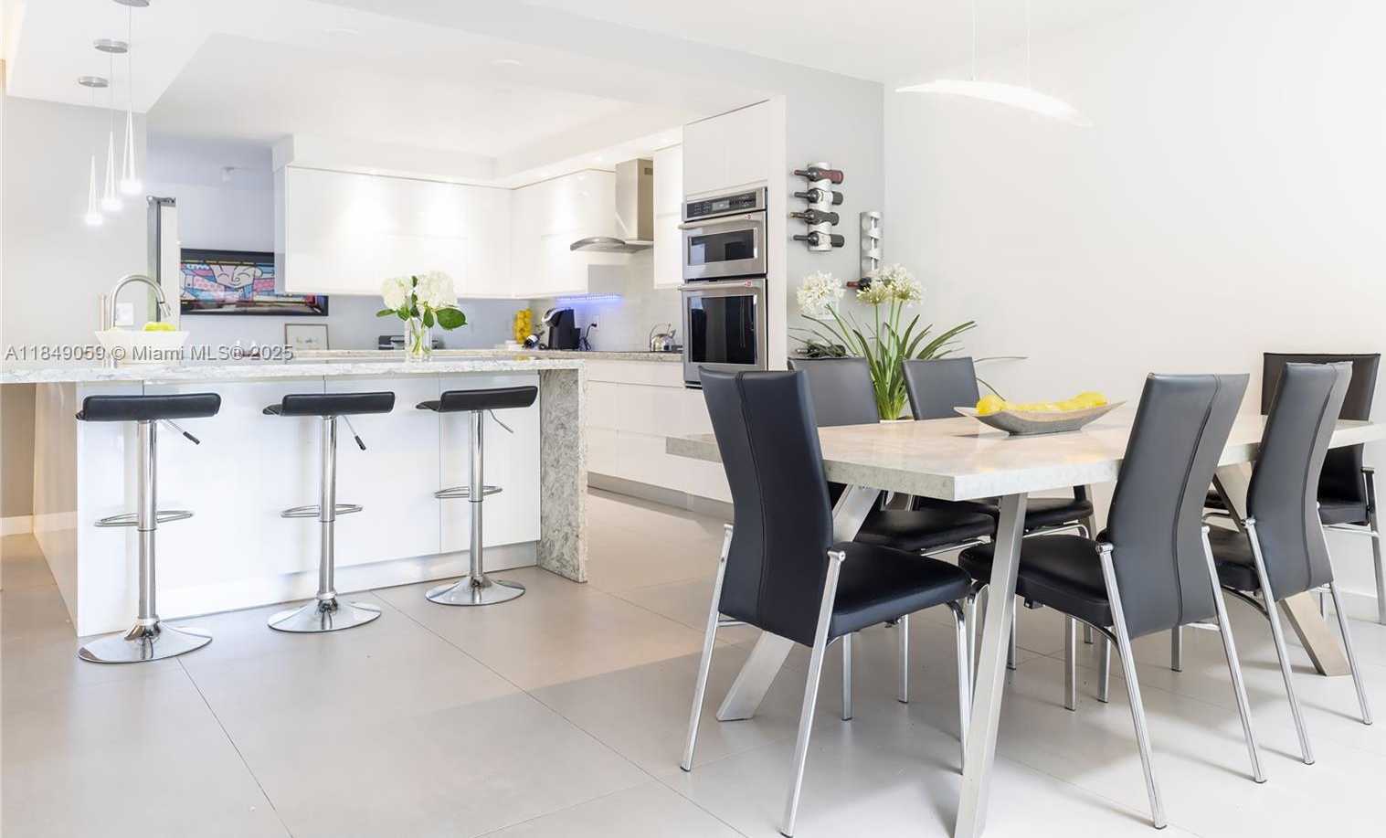 Small Image of 330 POINCIANA DR #1002, Sunny Isles Beach Number 8
