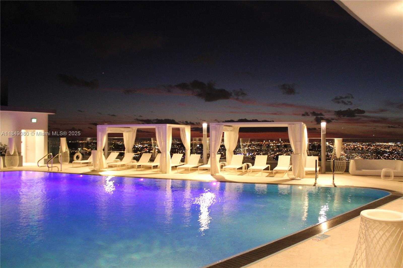 Small Image of 1000 BRICKELL PLZ #1906, Miami Number 14
