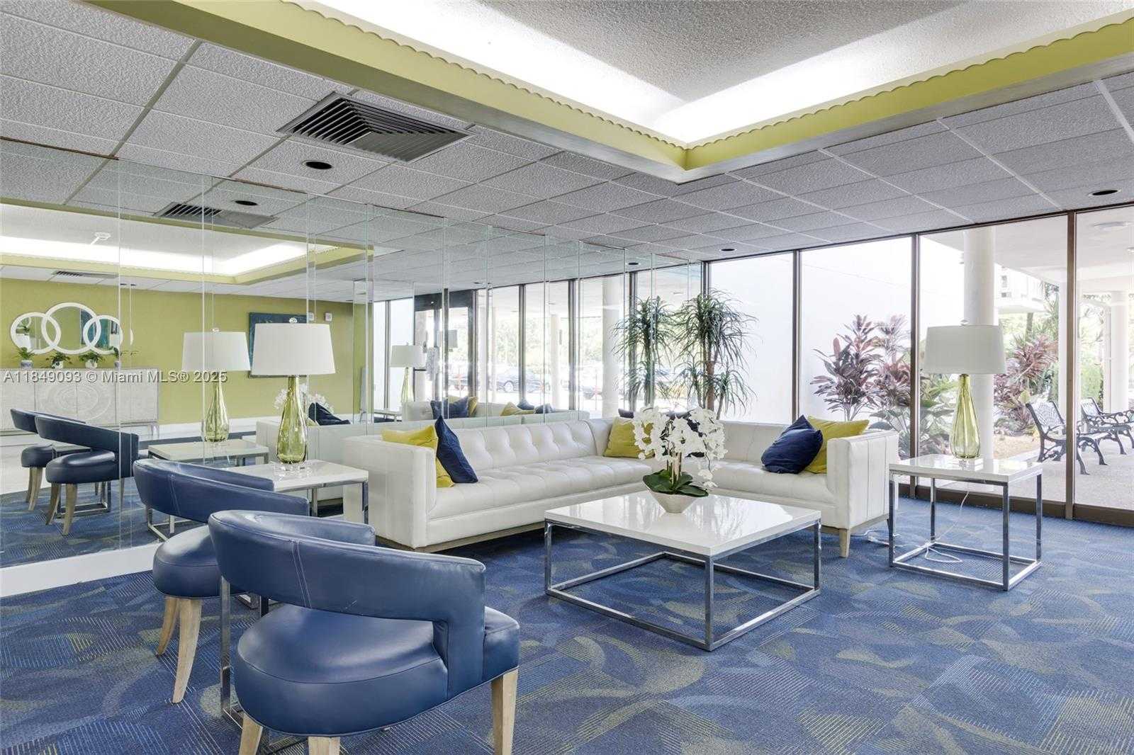 Small Image of 4330 HILLCREST DR #519, Hollywood Number 32