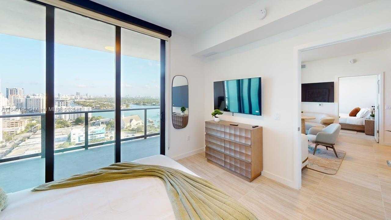 Small Image of 580 72ND ST #1708, Miami Beach Number 3