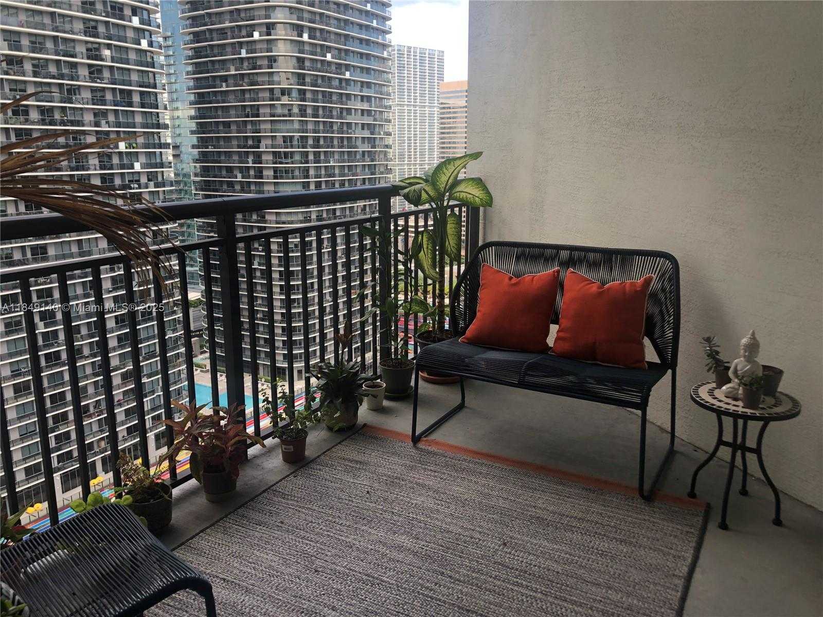 Small Image of 999 SOUTH WEST 1ST AVE #2801, Miami Number 19