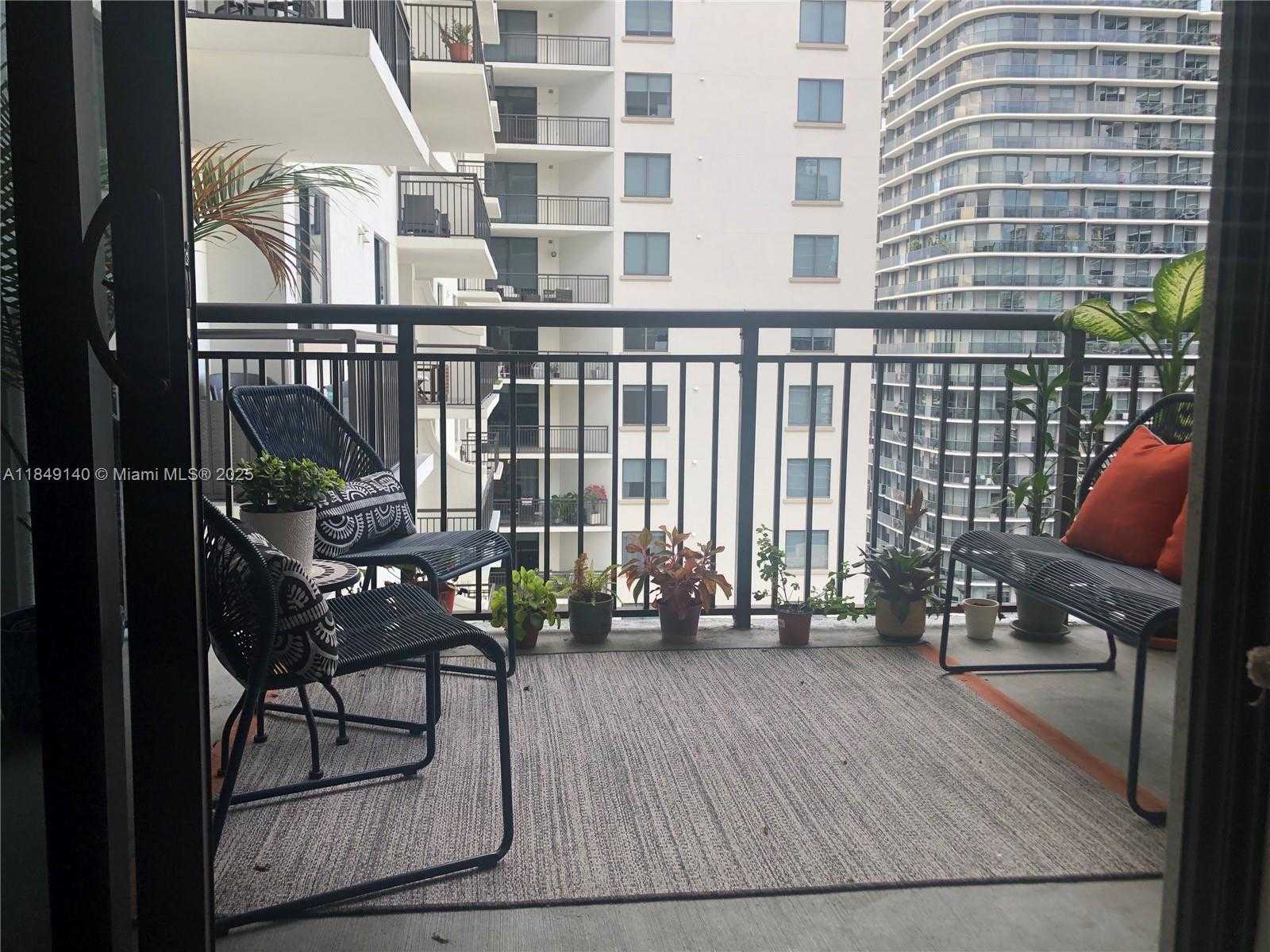 Small Image of 999 SOUTH WEST 1ST AVE #2801, Miami Number 20